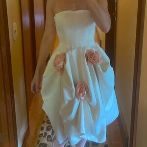 ISO this dress! Help me find